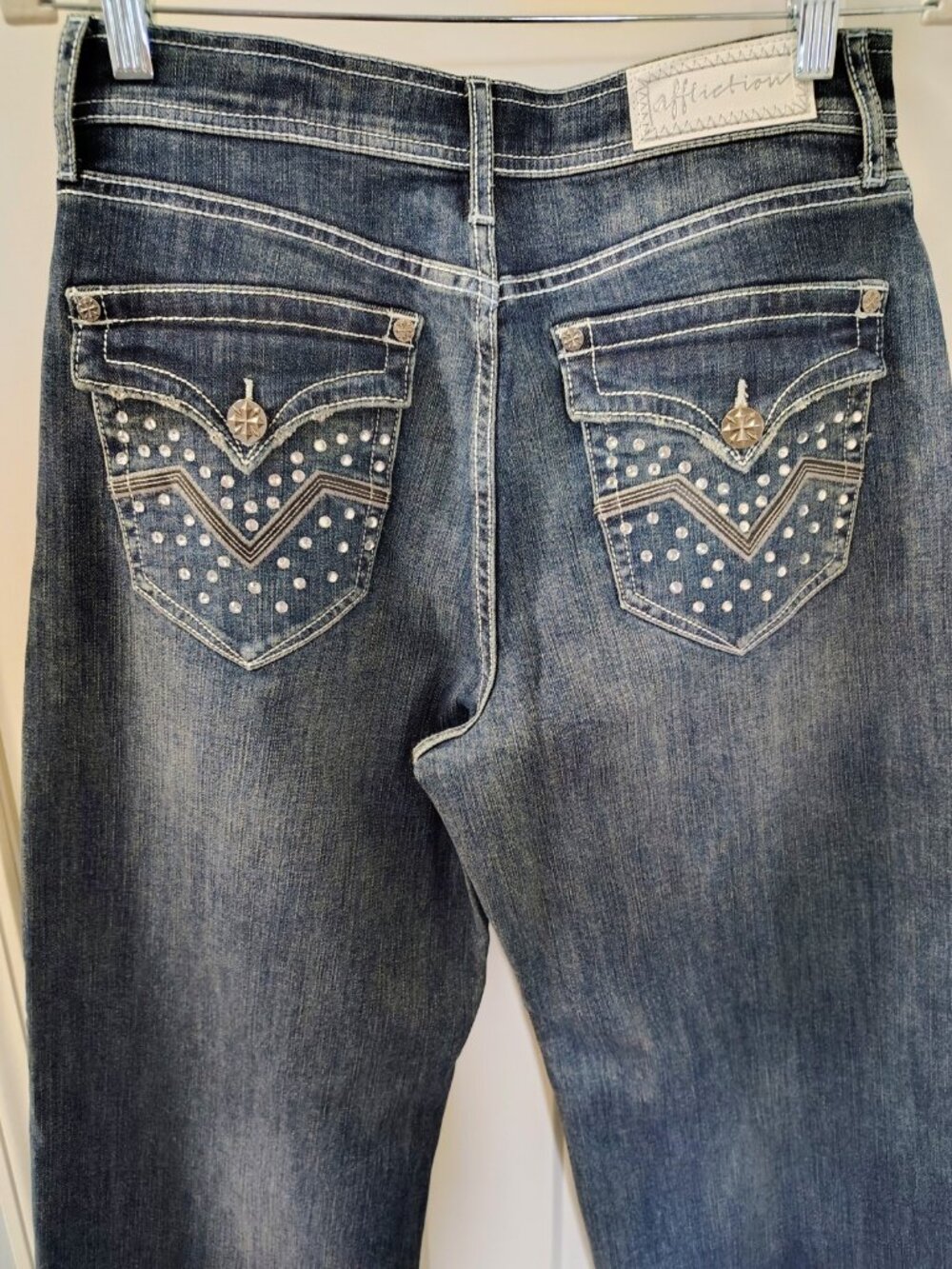 NWT Affliction Wide Leg Denim Jeans Rhinestones Size 27, MSRP $99